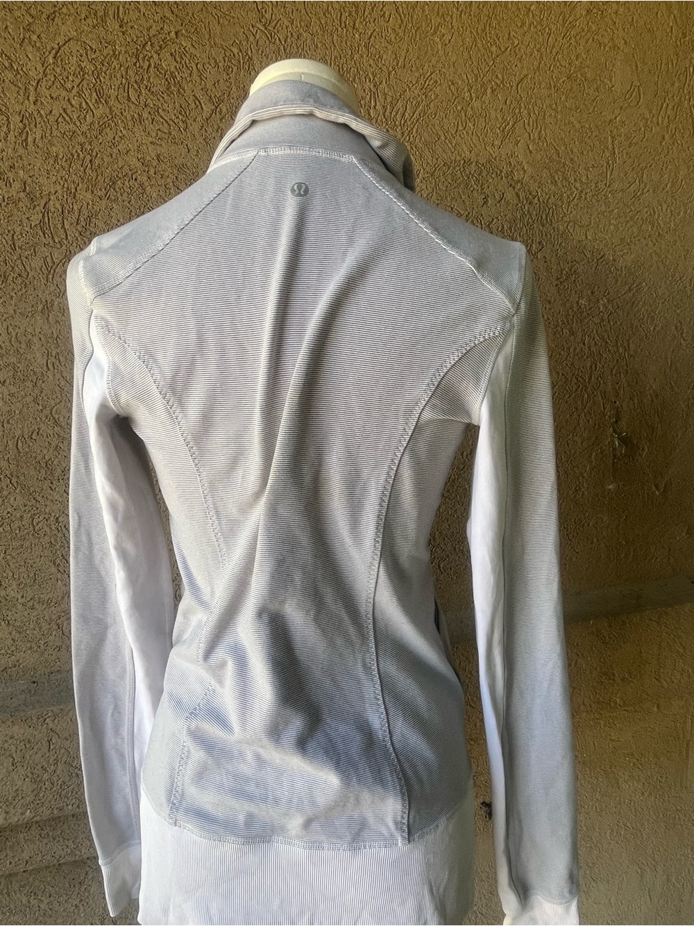 lululemon athletica White Full-Zip Active Jacket delfin - Picture 5 of 7
